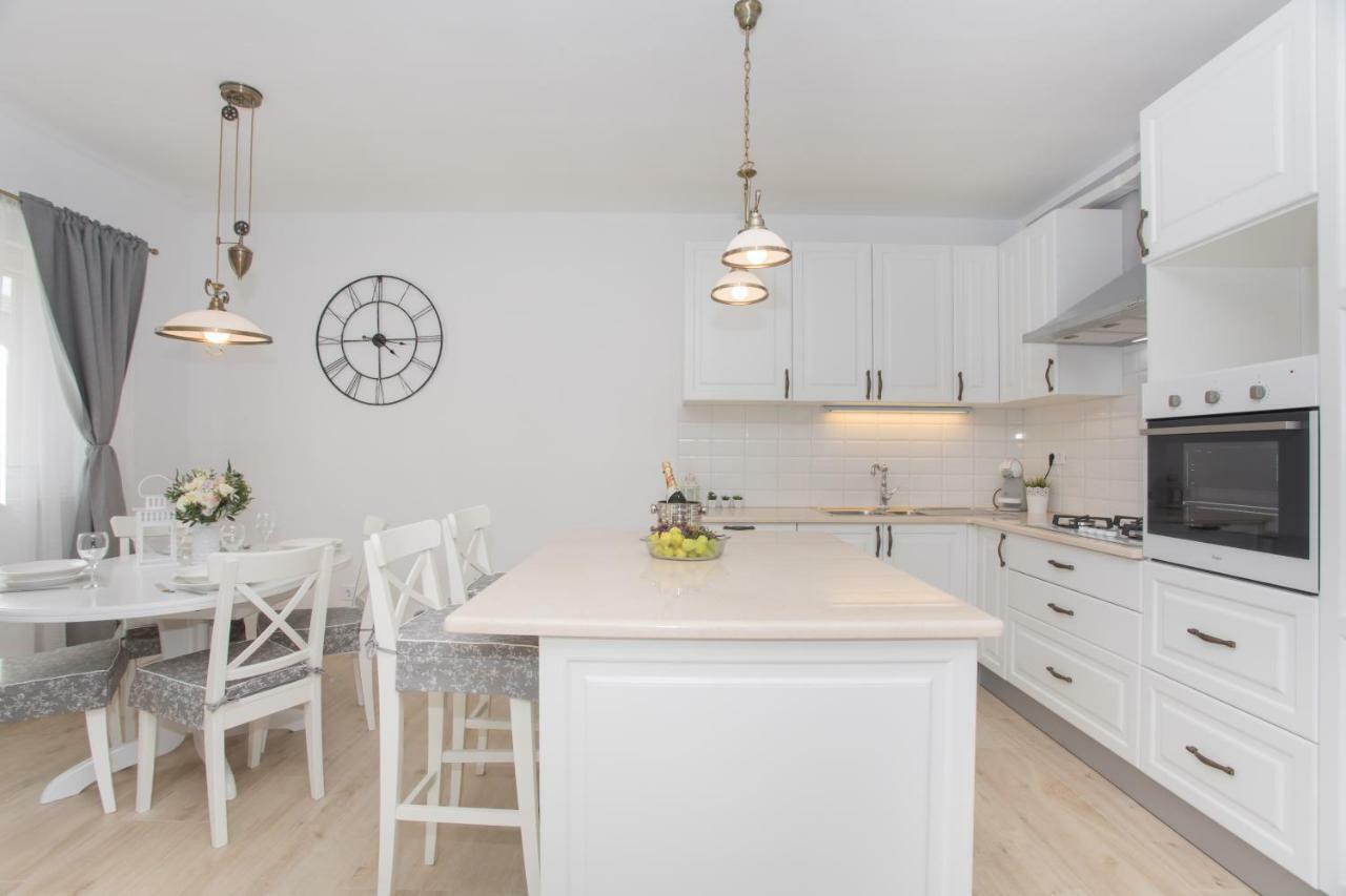 Apartman Slavice Šibenik Esterno foto