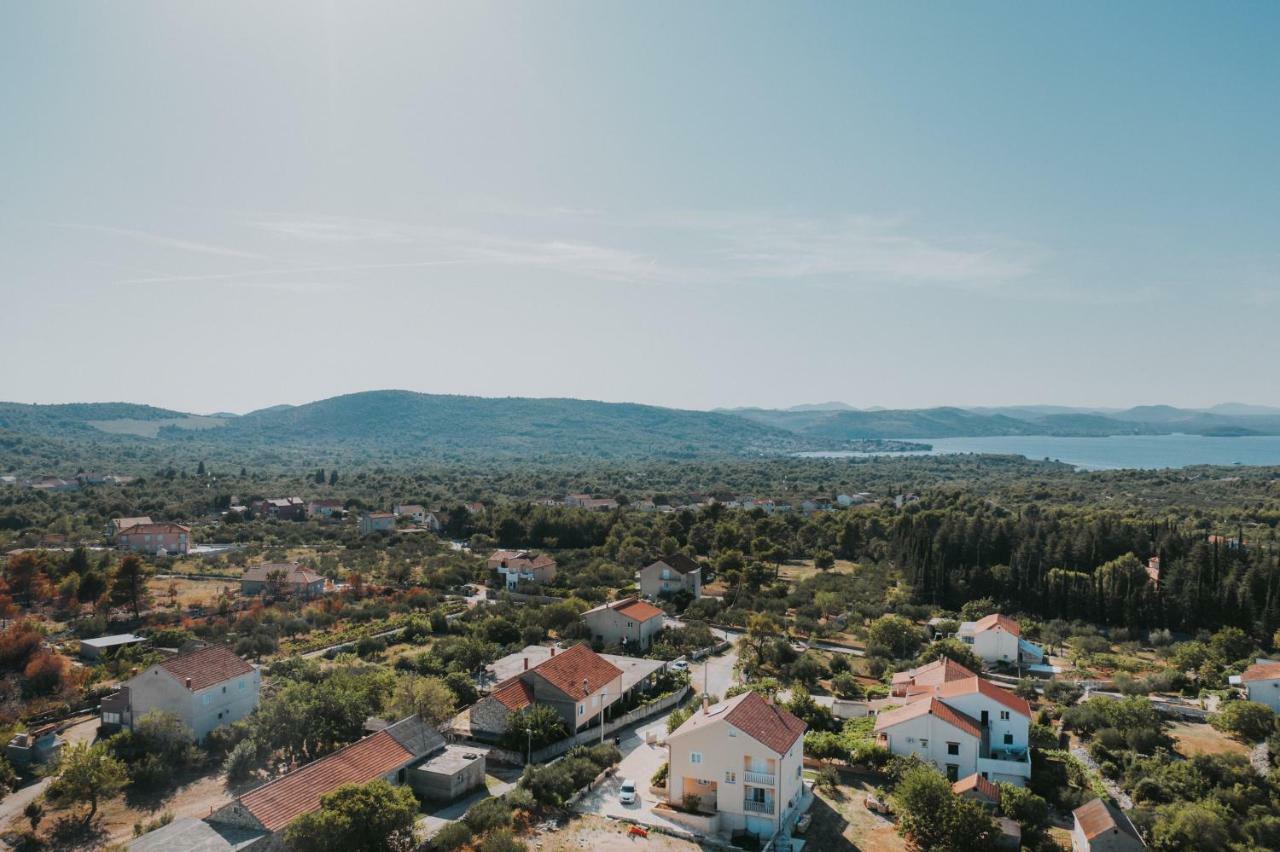Apartman Slavice Šibenik Esterno foto