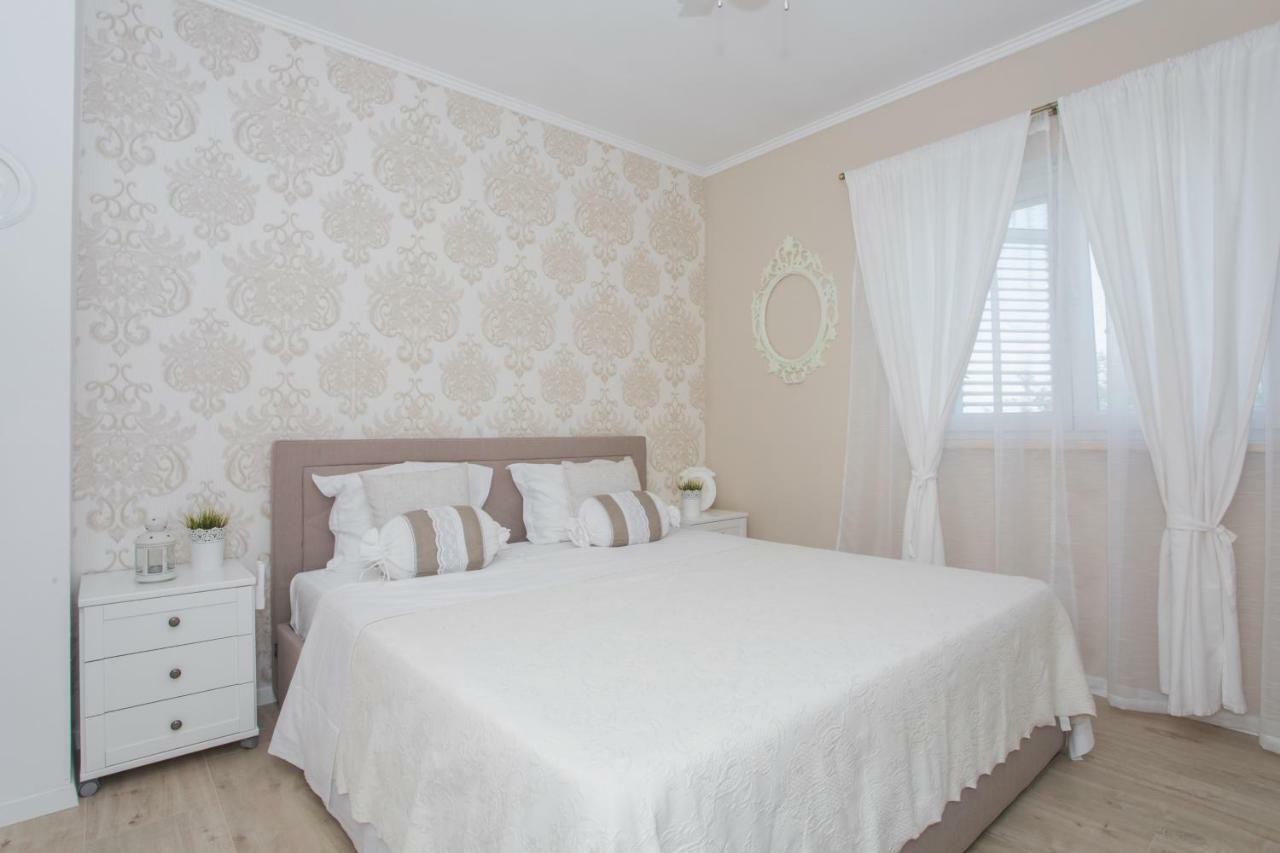 Apartman Slavice Šibenik Esterno foto
